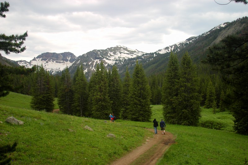 Pol, Alice, Ian, Caitlin, and some nature