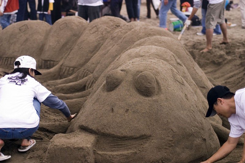 Sand caterpilar