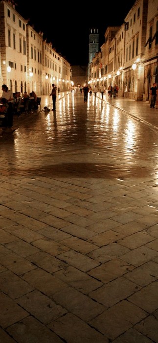 StreetByNight3.jpg
