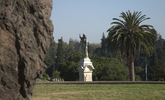 cemetery12-statue-cropped-darkened