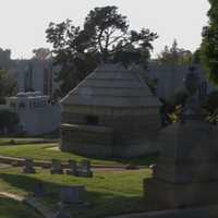 cemetery33-columbariums-tomb
